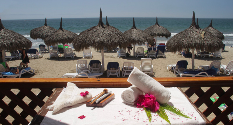 Royal Decameron Complex